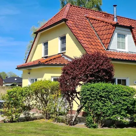 Am Deich Haus 16 *