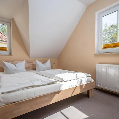 Feriehus Am Deich Haus 16 *